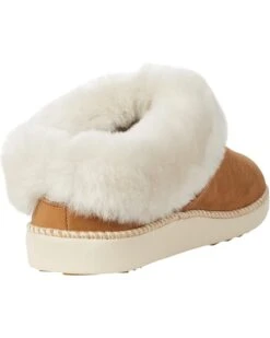 OluKai Ku'i | Slippers 10 OluKai Ku'i | Slippers -Mood Clothing Shop 61yrm3yyfVL. AC SR736920